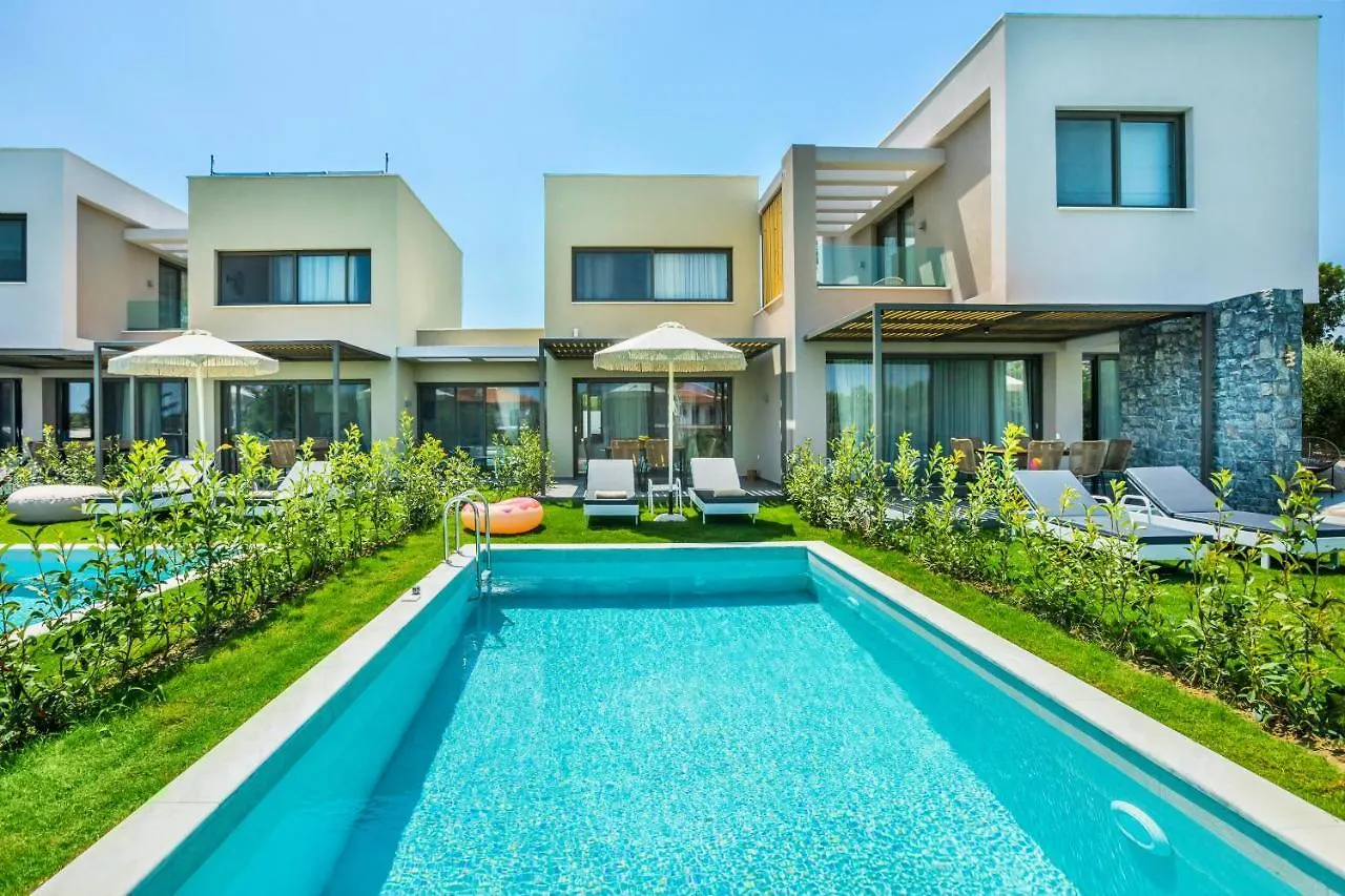 Dionisos Luxury Villas بيفكوهوري