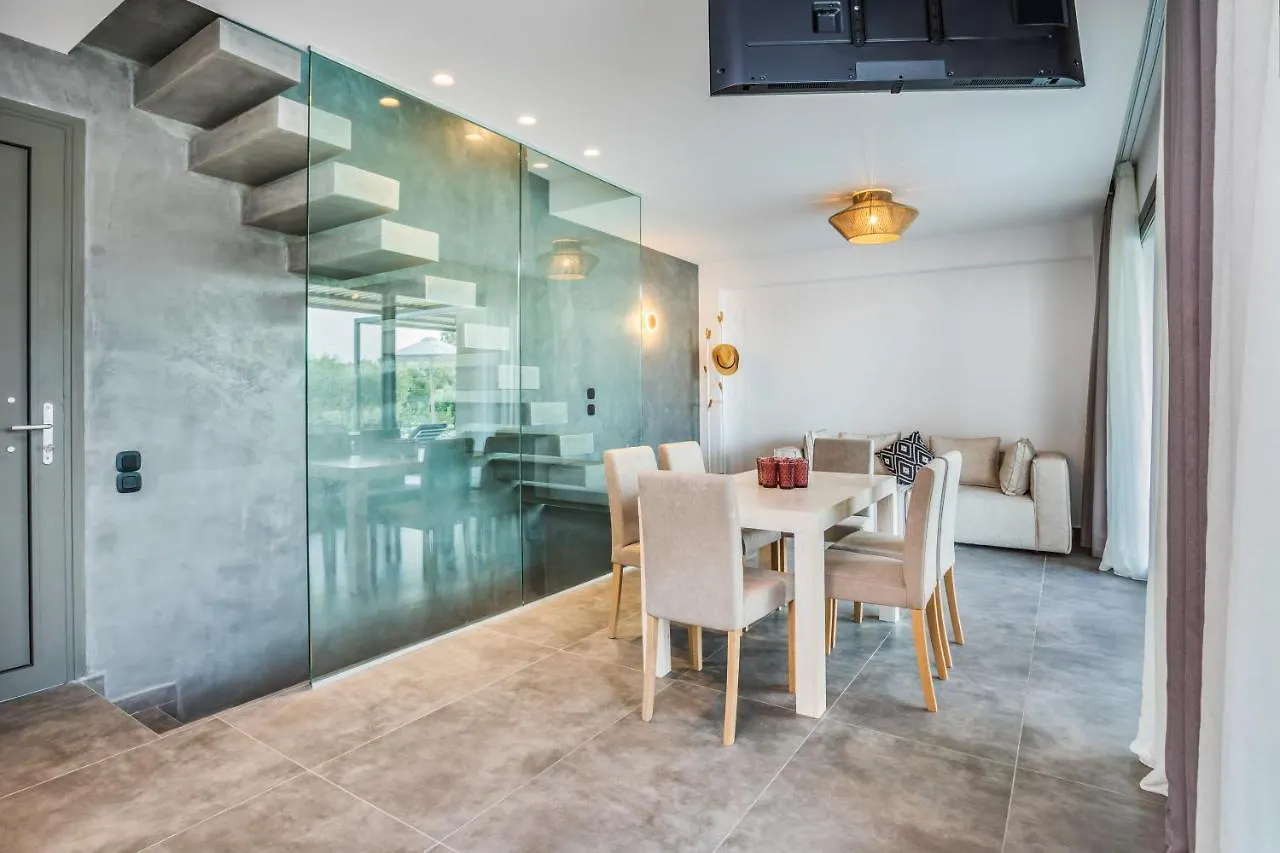 Dionisos Luxury Villas بيفكوهوري 0*,  اليونان