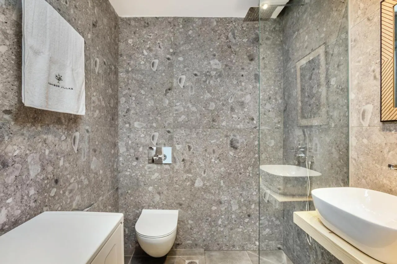 Dionisos Luxury Villas بيفكوهوري