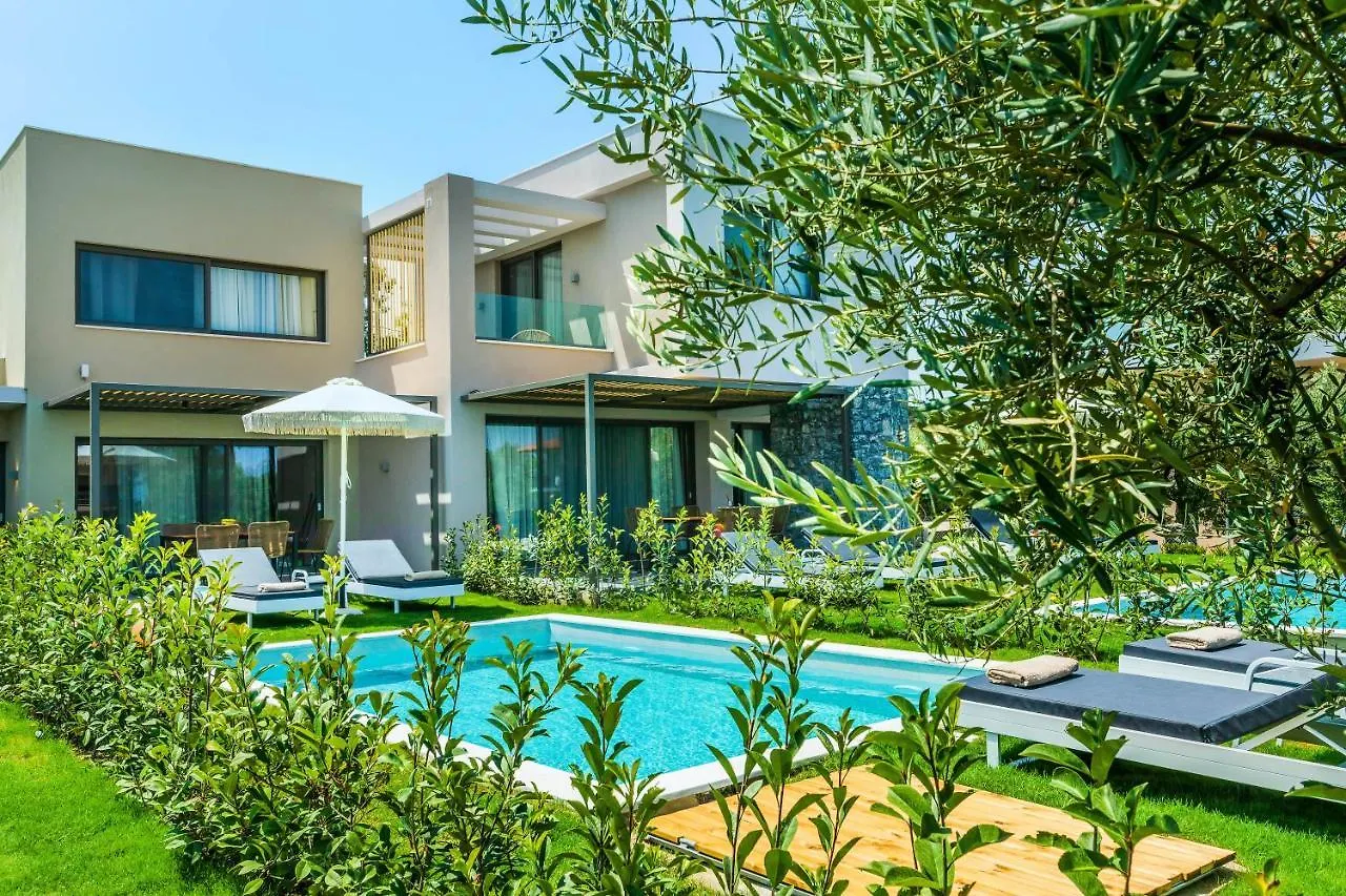 Dionisos Luxury Villas بيفكوهوري