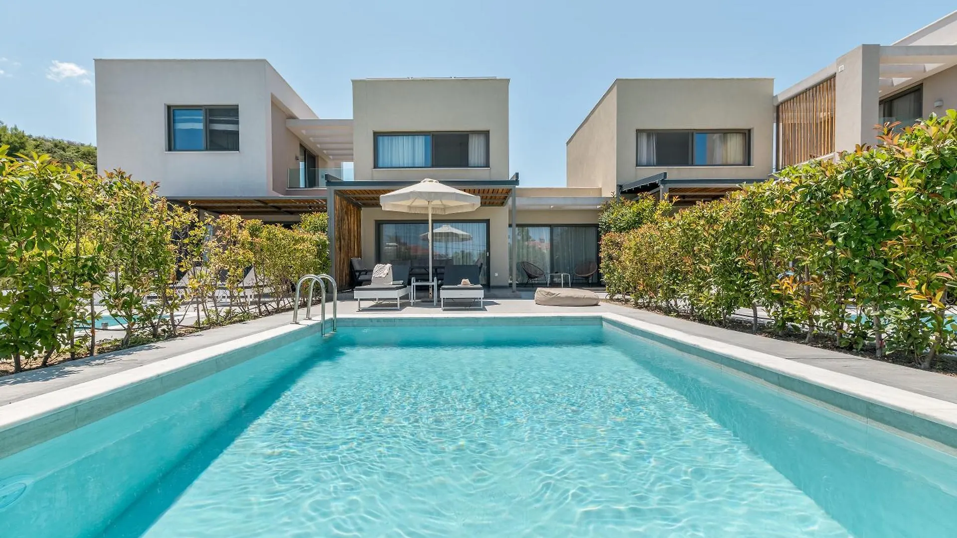Dionisos Luxury Villas بيفكوهوري
