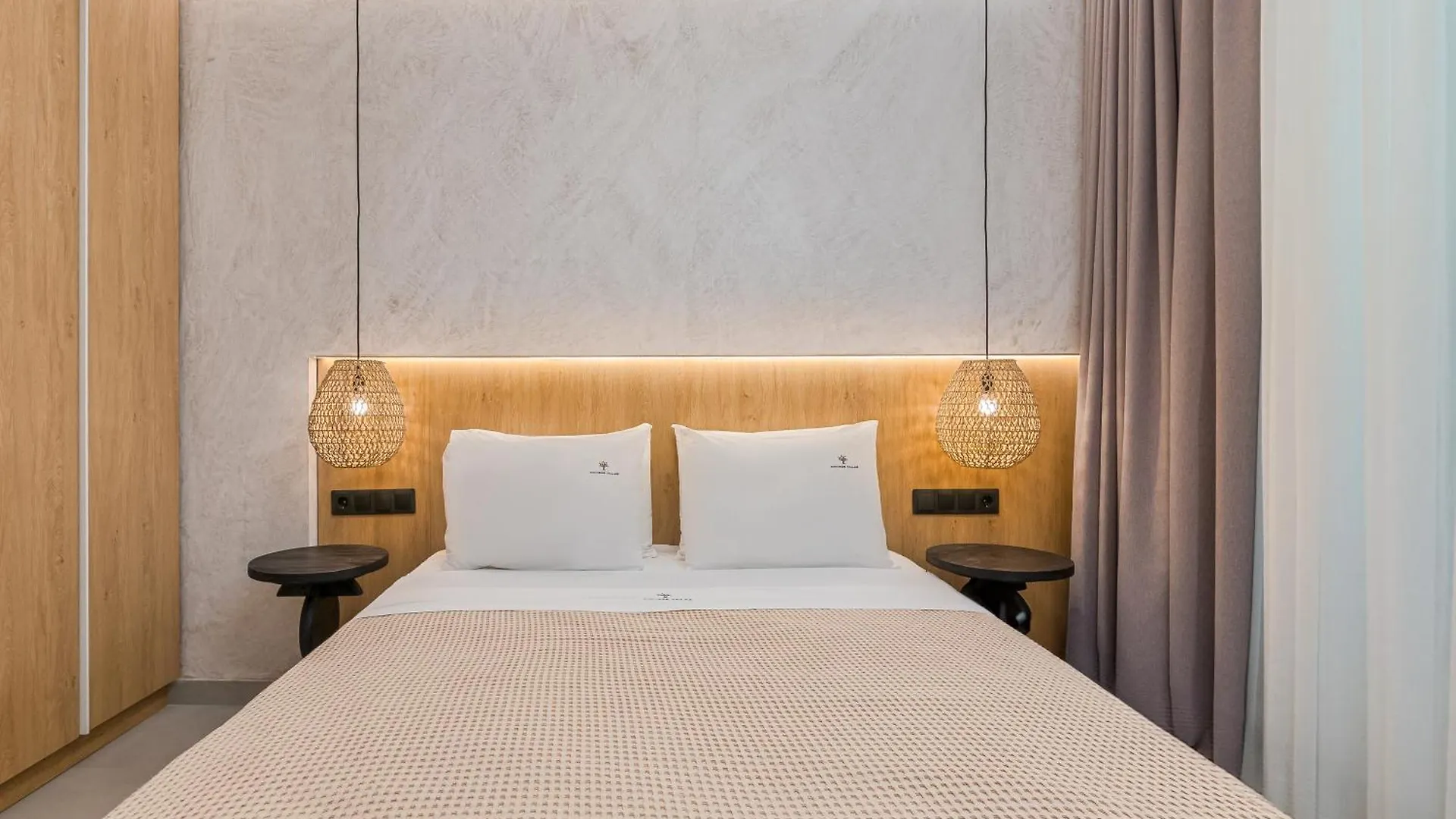 Dionisos Luxury Villas بيفكوهوري اليونان