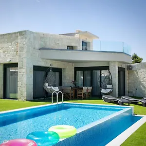  Vilă The Euphoria Club Luxury